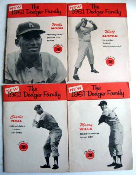 1961 LOS ANGELES DODGERS UNION OIL PLAYER PAMPHLETS w/SNIDER & ALSTON