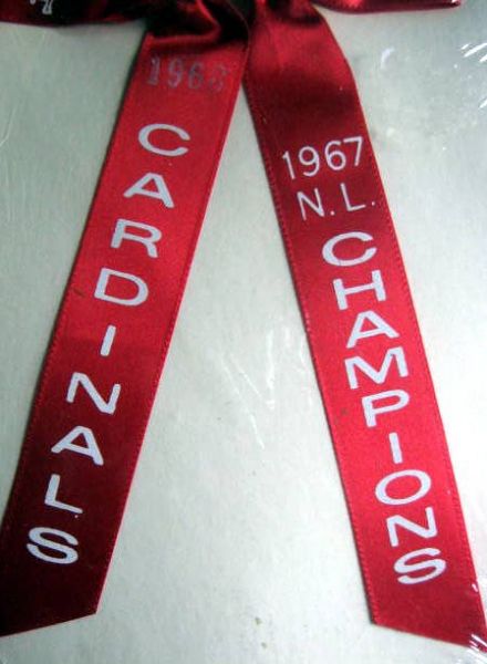 1967/68 ST. LOUIS CARDINALS SOUVENIR BOW-TIE