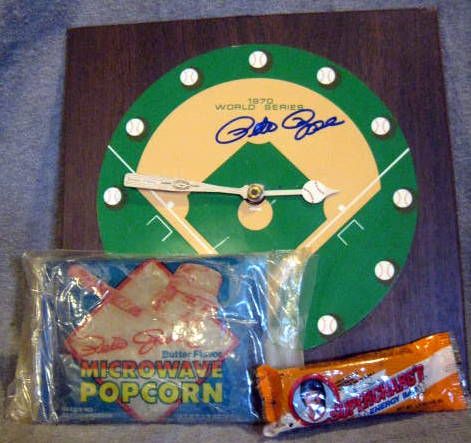 VINTAGE PETE ROSE LOT w/1970 SIGNED WORLD SERIES CLOCK