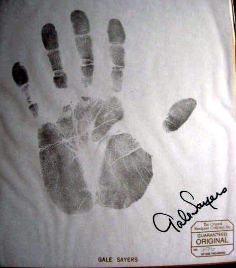 GALE SAYERS SIGNED  LIMITED EDITION HANDPRINT