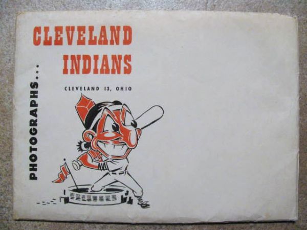 1948 CLEVELAND INDIANS WORLD CHAMPIONS PHOTO PACK W/ENVELOPE - 30 PHOTO'S