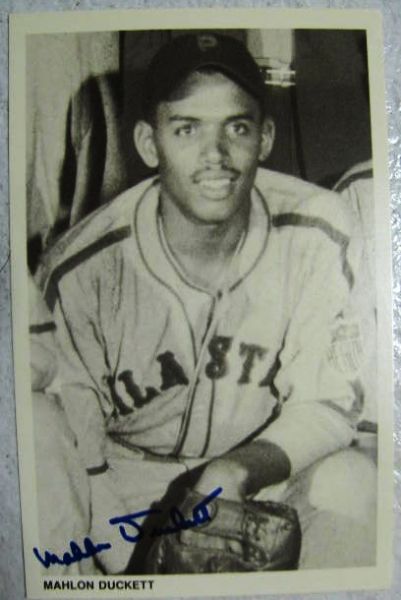 NEGRO LEAGUER - MAHLON DUCKETT SIGNED POSTCARD w/JSA