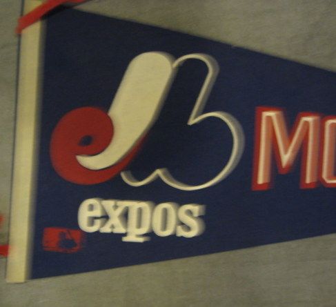 VINTAGE MONTREAL EXPOS PENNANT