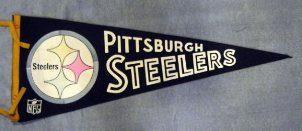 VINTAGE PITTSBURGH STEELERS PENNANT