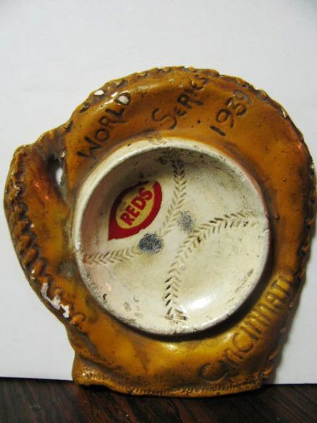 1939 CINCINNATI REDS WORLD SERIES ASHTRAY