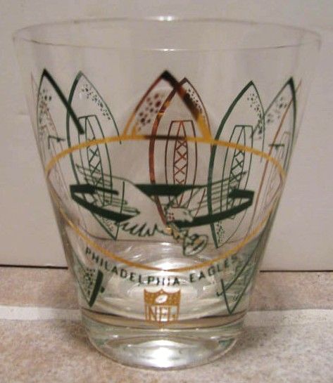 VINTAGE 60's PHILADELPIA EAGLES HEDY GLASS