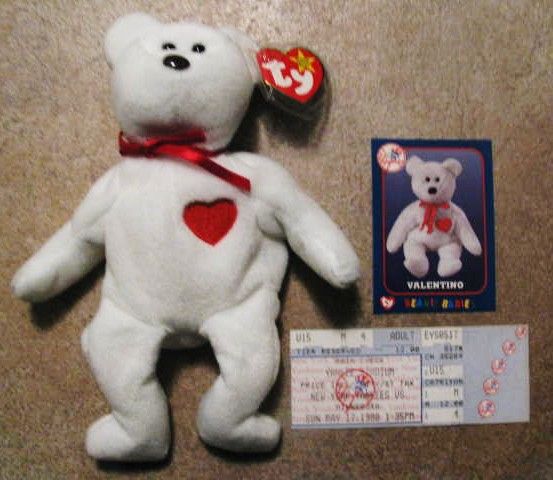 DAVID WELLS PERFECT GAME BEANIE BABY w/ COMMEMORATIVE CARD & TICKET