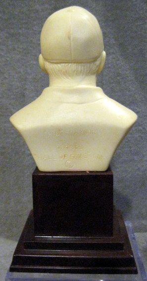 VINTAGE 1963 PIE TRAYNOR HALL OF FAME BUST