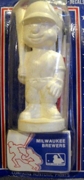 VINTAGE 70's MILWAUKEE BREWERS PAINT-A-PLAYER STATUE- SEALED ON CARD