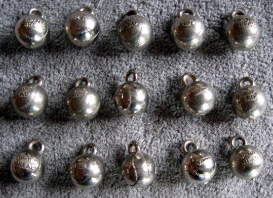 VINTAGE LOT OF 15 TIP TOP BREAD BASEBALL CHARMS