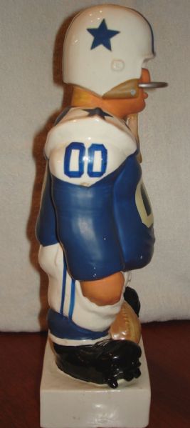 60's DALLAS COWBOYS FRED KAIL STATUE