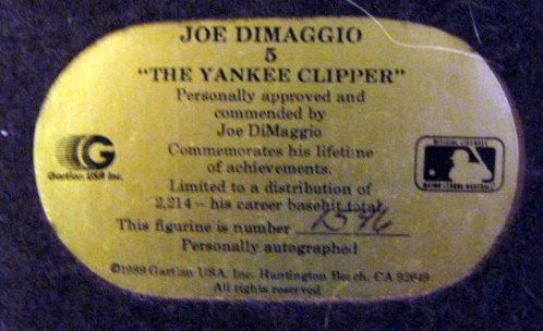 1989 JOE DIMAGGIO SIGNED GARTLAND STATUE w/BOX & COA