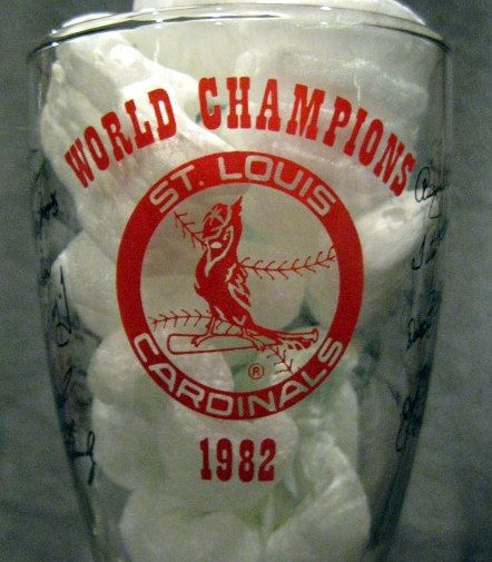 1982 ST. LOUIS CARDINALS WORLD CHAMPIONS GLASS