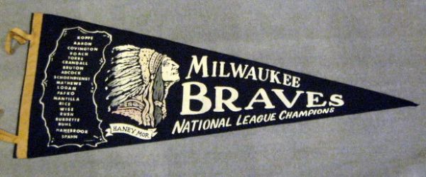 1958 MILWAUKEE BRAVES SCROLL N.L. CHAMPIONS PENNANT 