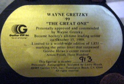 1989 WAYNE GRETZKY SIGNED GARTLAND STATUE - L.A. KINGS BLACK UNIFORM