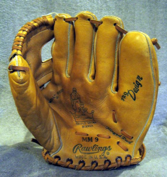 VINTAGE MICKEY MANTLE TRIPLE CROWN MM9 RAWLINGS GLOVE