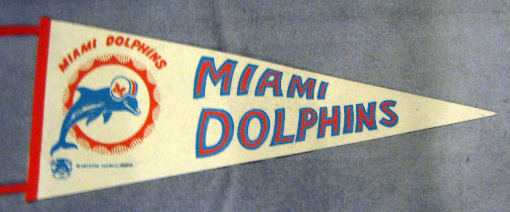 Lot Detail - 60's MIAMI DOLPHINS AFL PENNANT