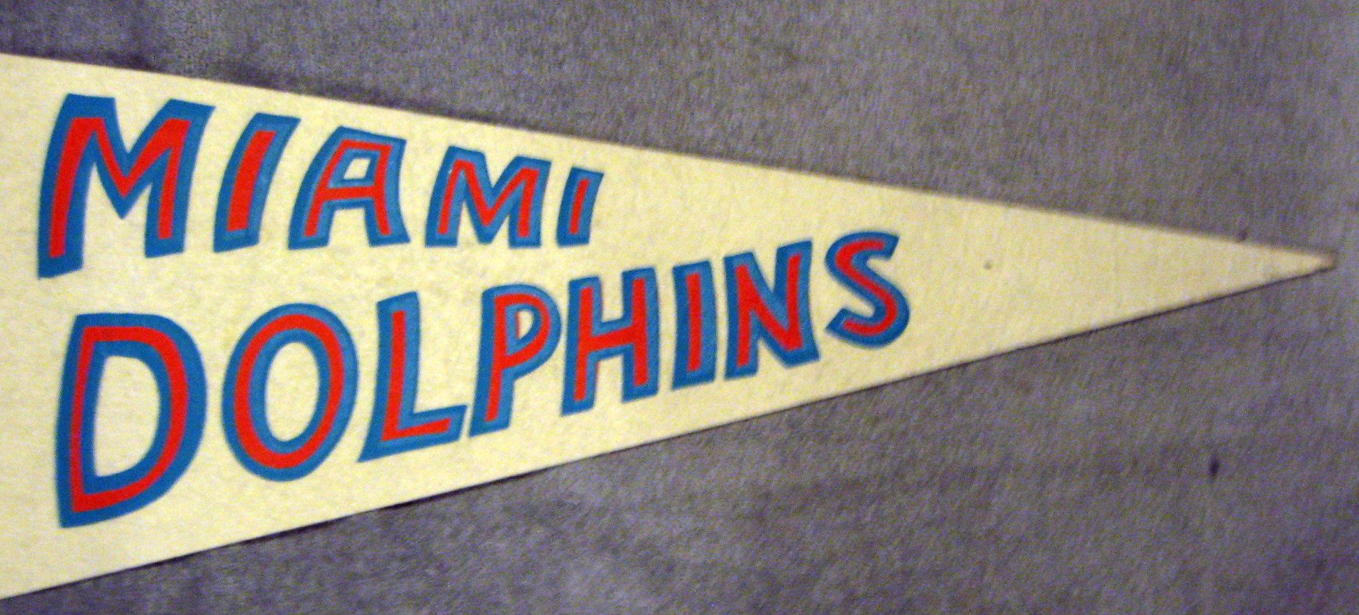 Lot Detail - 60's MIAMI DOLPHINS AFL PENNANT