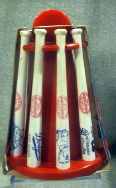 60's LOUISVILLE SLUGGER BAT RACK BANK - NATIONAL LEAGUE