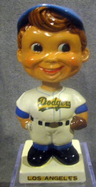 60's LOS ANGELES DODGERS WHITE BASE BOBBING HEAD w/CHEST DECAL