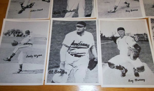 50's CLEVELAND INDIANS PHOTO PACK w/ ORIGINAL ENVELOPE