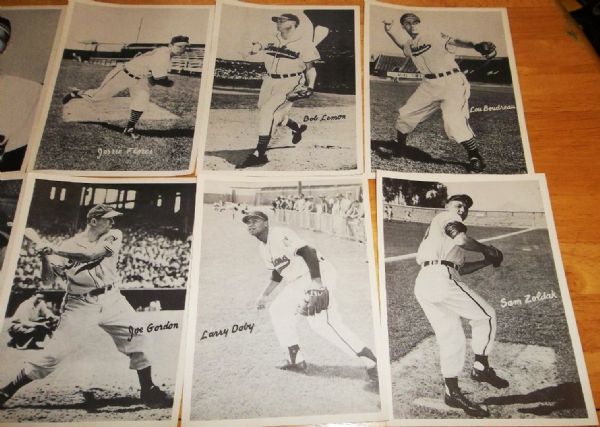 50's CLEVELAND INDIANS PHOTO PACK w/ ORIGINAL ENVELOPE