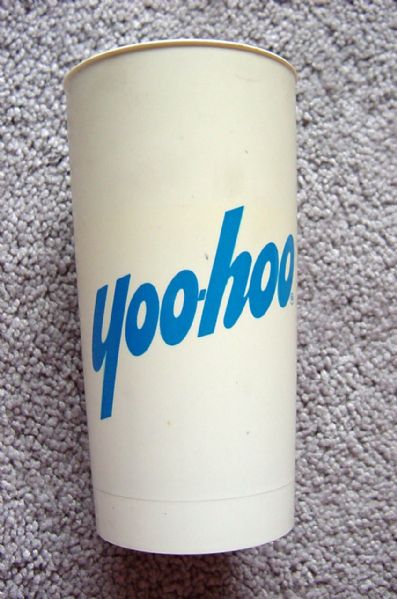 VINTAGE YOGI BERRA YOO HOO CUP