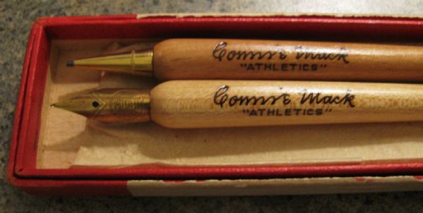 40's CONNIE MACK PEN AND PENCIL SET w/ BOX