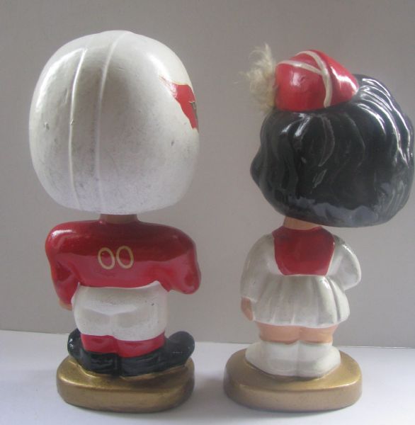 60's ST. LOUIS CARDINALS KISSING PAIR BOBBING HEADS