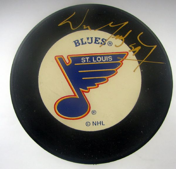 WAYNE GRETZKY SIGNED ST. LOUIS BLUES PUCK w/SGC COA