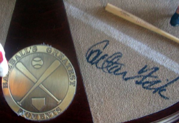 CARLTON FISK FAMOUS WORLD SERIES HOME RUN DANBURY MINT STATUE -SIGNED BY FISK & BENCH w/JSA COA