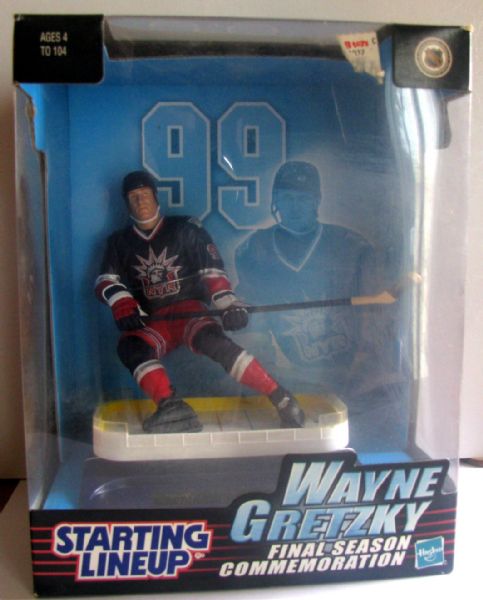 1999 WAYNE GRETZY COMMEMORATIVE SLU STATUE