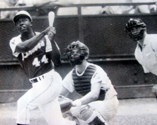 1973 HANK AARON HOMERS WIRE PHOTO