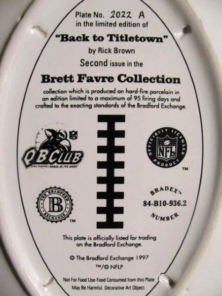 BRETT FAVRE FACSIMILE SIGNED LIMITED EDITION FOOTBALL PLATE