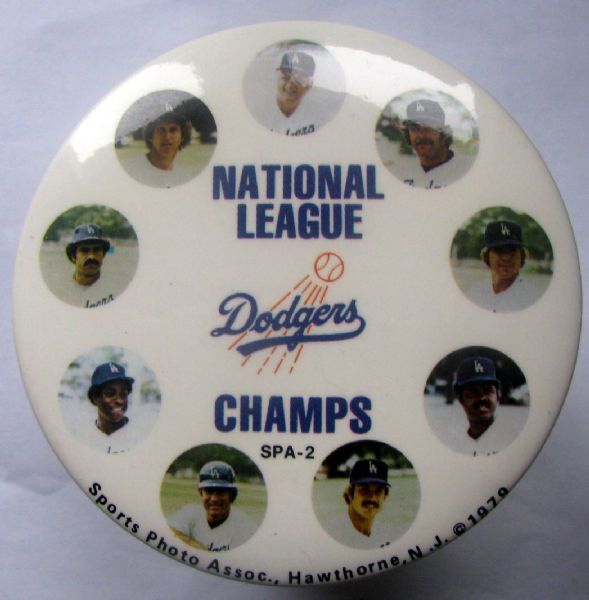 LOT OF 5 VINTAGE LOS ANGELES DODGERS PINS