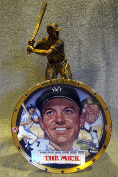 MICKEY MANTLE PLATE & HARTLAND STATUE