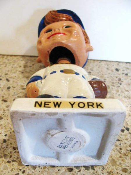 60's NEW YORK METS WHITE BASE BOBBING HEAD-DARK BLUE UNIFORM