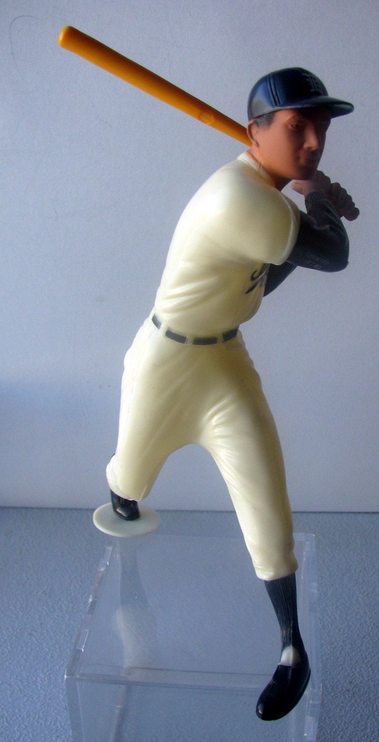 Lot Detail - 60's ROCKY COLAVITO HARTLAND PLASTICS STATUE