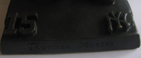 THURMAN MUNSON HORMEL STATUE w/BOX - YANKEE STADIUM GIVE-AWAY