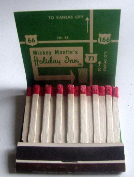 VINTAGE MICKEY MANTLE HOLIDAY INN MATCH BOOK