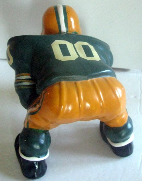 60's GREEN BAY PACKERS KAIL STATUE - LARGE DOWN-LINEMAN