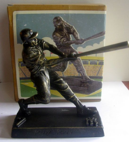 MICKEY MANTLE YANKEE STADIUM GIVE-AWAY STATUE