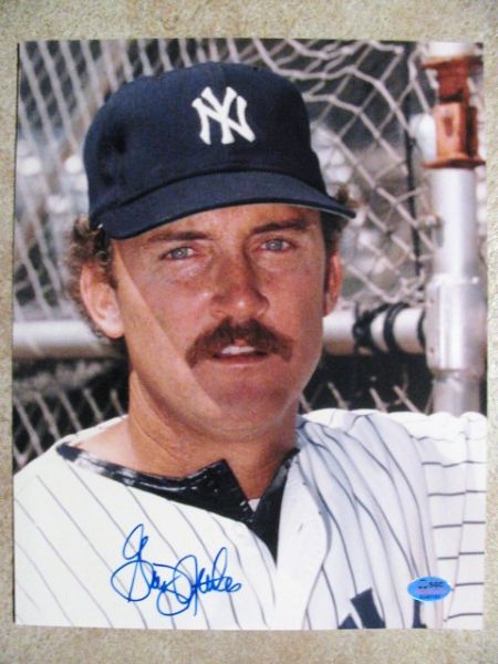 NY YANKEE GREG NETTLES SIGNED PHOTO w/SGC COA