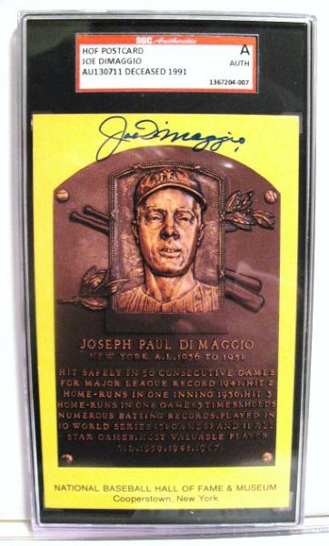 JOE DIMAGGIO SIGNED HOF POST CARD - SGC SLABBED & AUTHENTICATED