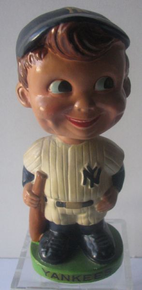 60's NEW YORK YANKEES GREEN BASE BOBBING HEAD