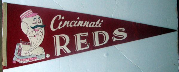 VINTAGE 60's CINCINNATI REDS PENNANT