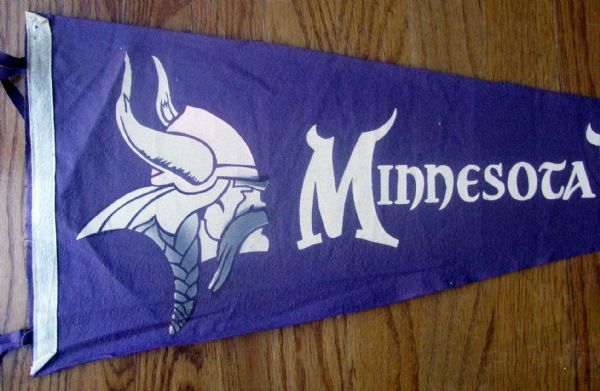 VINTAGE 60's MINNESOTA VIKINGS PENNANT