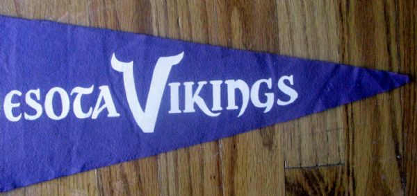 VINTAGE 60's MINNESOTA VIKINGS PENNANT