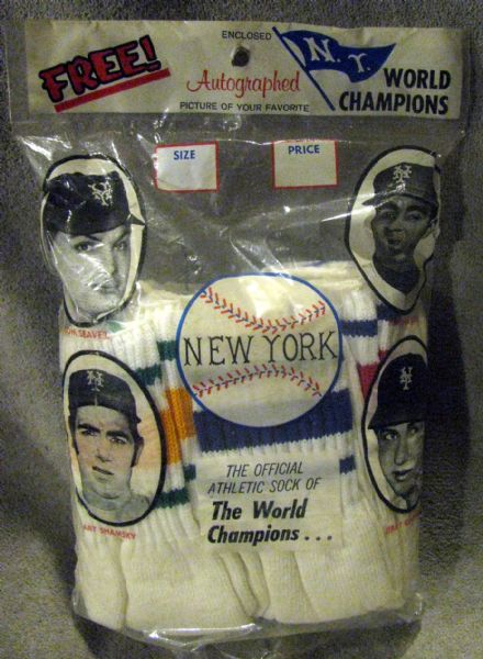 1969 NEW YORK METS SOCKS w/SEAVER,KOOSMAN & MORE!