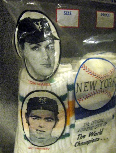 1969 NEW YORK METS SOCKS w/SEAVER,KOOSMAN & MORE!